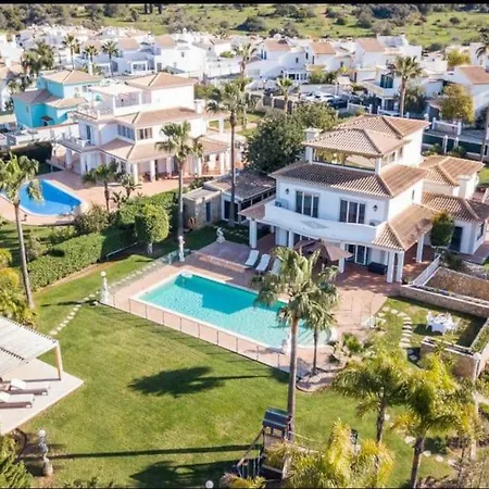 Luxury / Pool, Gym ,cinema Willa Albufeira