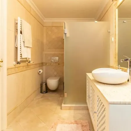 Вилла Luxury / Pool, Gym ,cinema Албуфейра